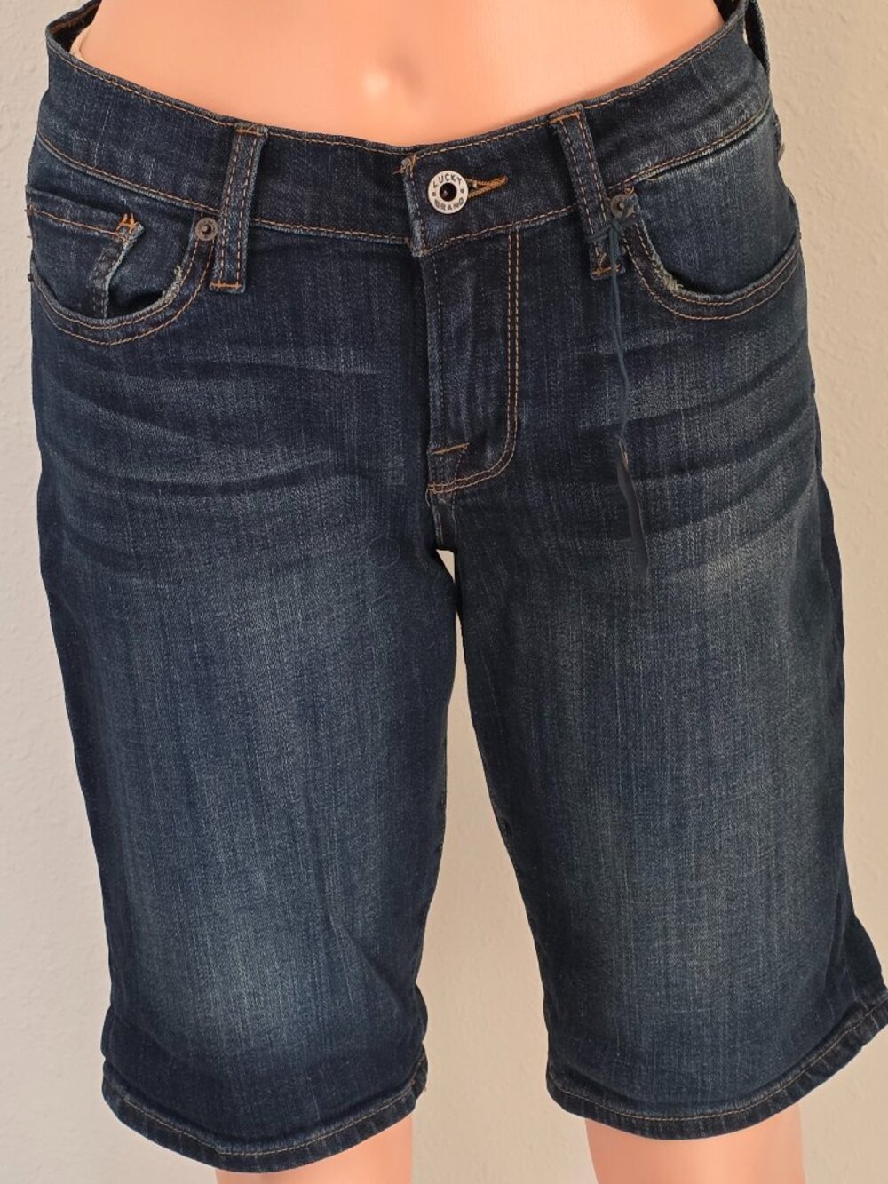 NWT Lucky Brand "The Bermuda" Women's Shorts, Size 4/27